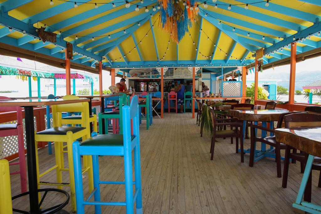 Graham'S Place Guanaja Extérieur photo